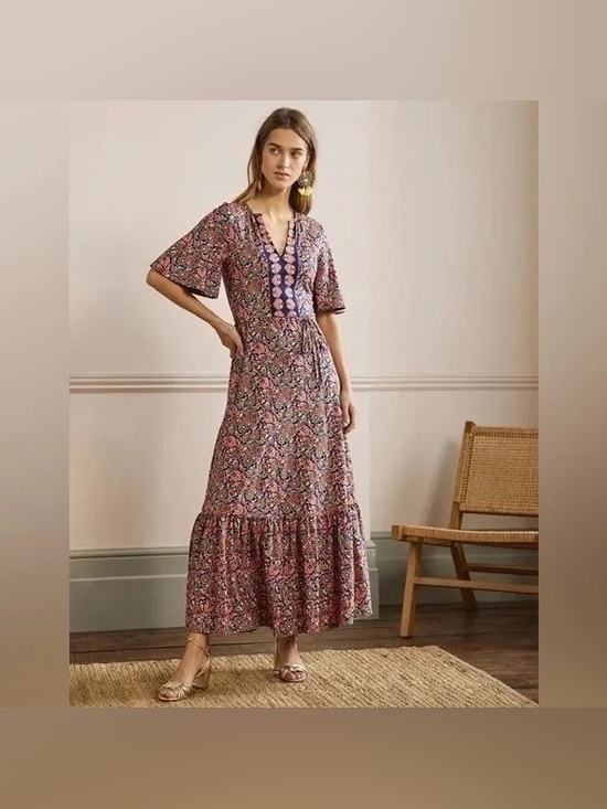 Boden Dresses & Skirts - Boden Women’s Size 10R Paisley Floral Tiered V-Neck Flutter Sleeve Maxi Dress